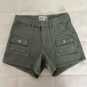 Abercrombie Kids Olive Green High Rise Relaxed Short Girls Size 11/12 Regular